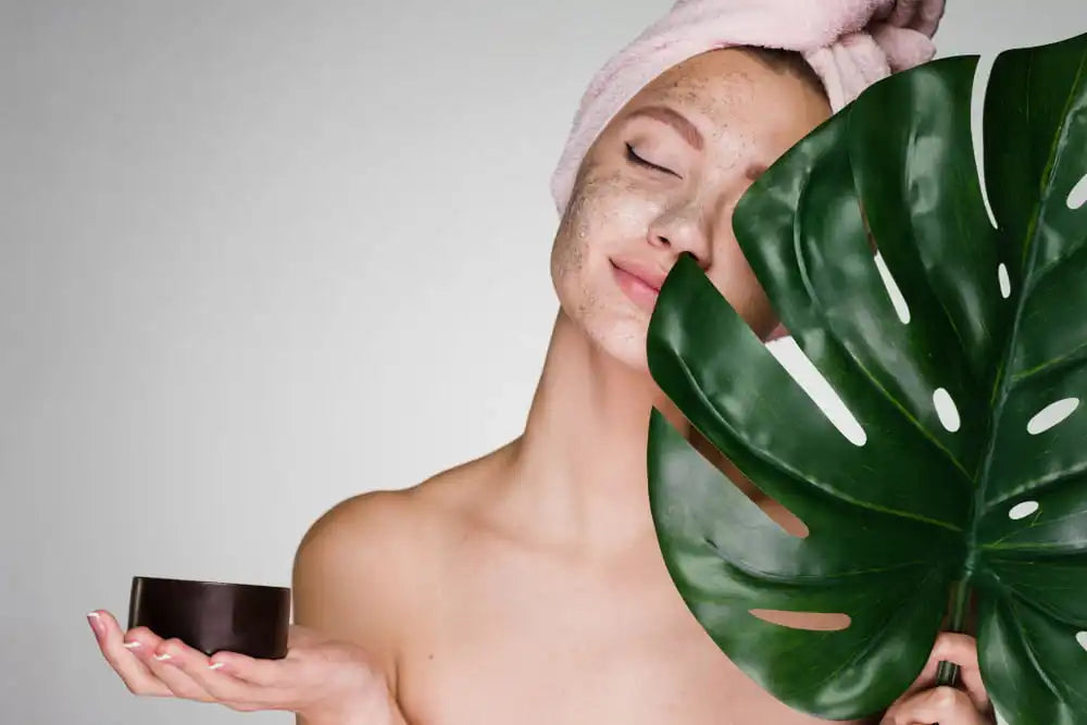 Ghidul complet al exfolierii: cum și cât de des să exfoliezi pielea
