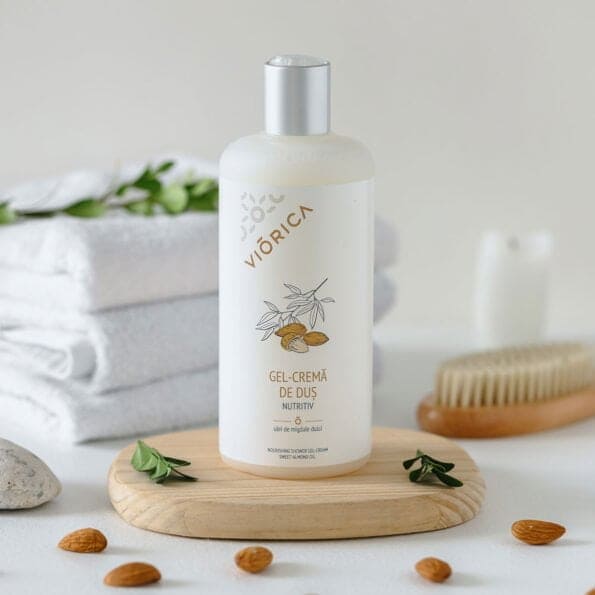 Gel-cremă de duș Nutritiv